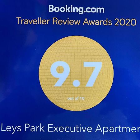Leys Park Executive Apartments ダンファームリン エクステリア 写真