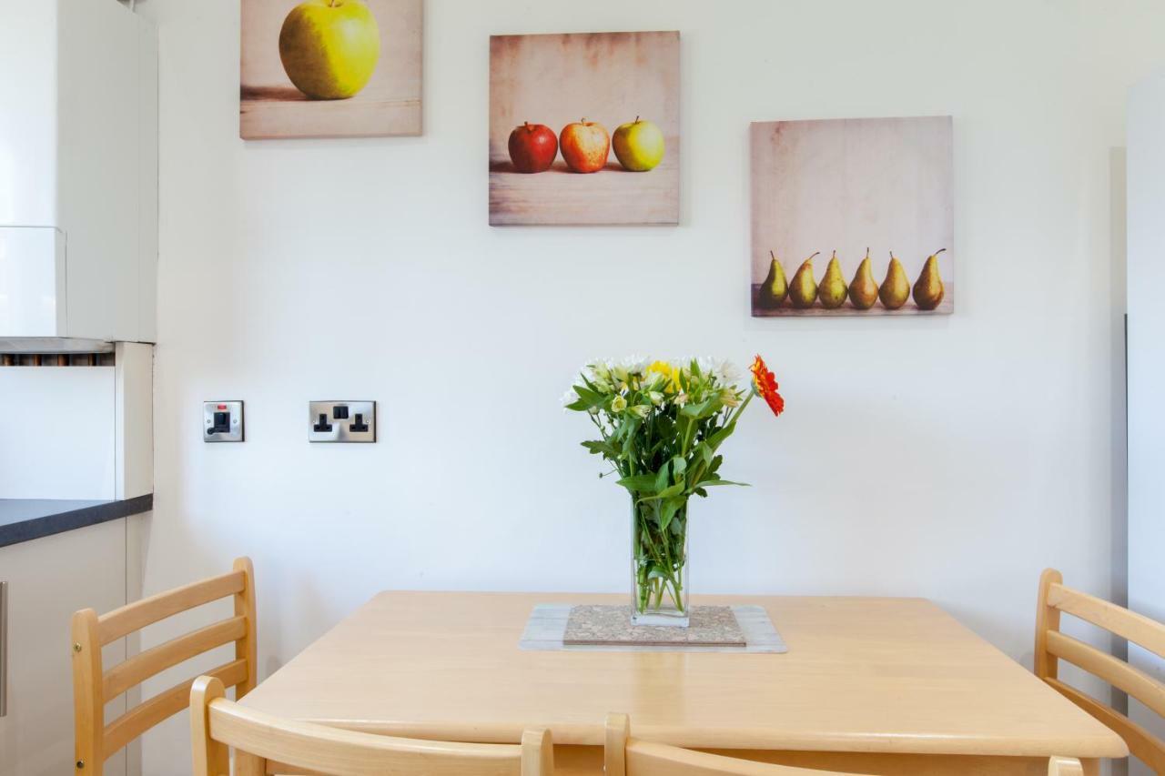 Leys Park Executive Apartments ダンファームリン エクステリア 写真