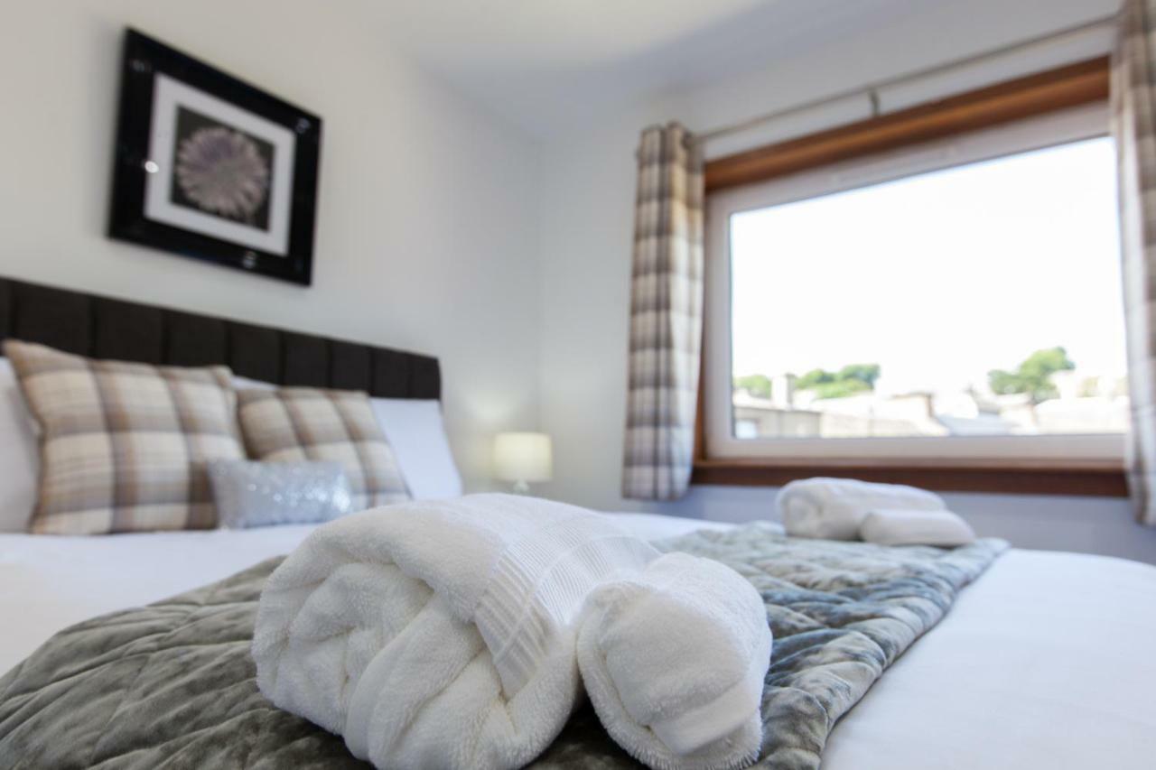 Leys Park Executive Apartments ダンファームリン エクステリア 写真